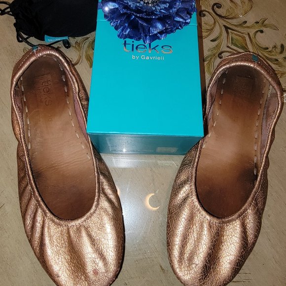 Tieks Shoes - Rose Gold Glam Metallic Tieks, Size 10-Box, Flower & Bag-Used, Great Condition!